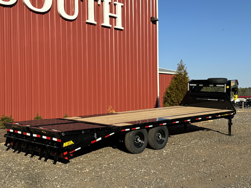 2026 Big Tex 14GN-25D5A MR 14K Gooseneck Flatbed Trailer w/ Mega Ramps - Image 2