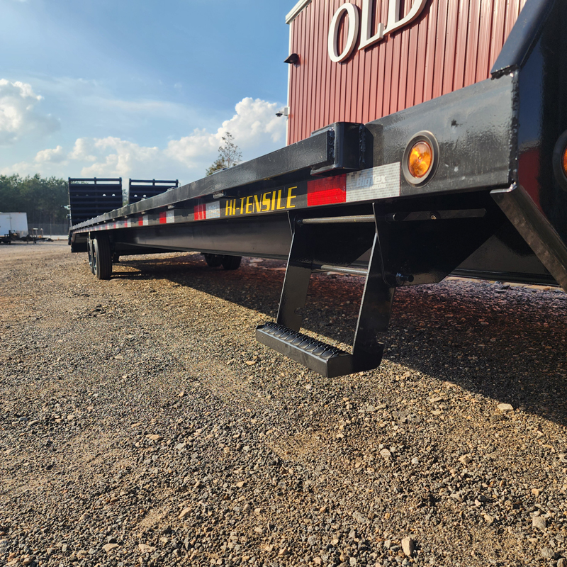 2026 Big Tex 16GN-40D5A MR Gooseneck Trailer w/ Mega Ramps - Image 14