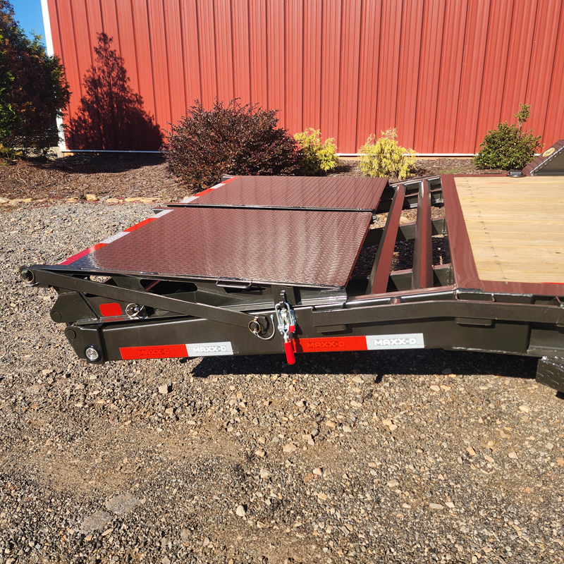 Maxx-D EHX8320 15.4K Equipment Trailer 83"x18'+4' - Gray, MR, Spare - Image 6